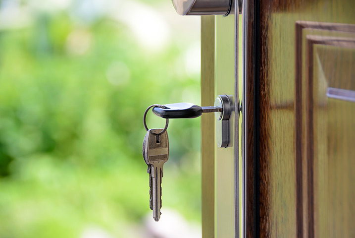 A2B Locks are able to provide local locksmiths in Newton Abbot to repair your broken locks. 